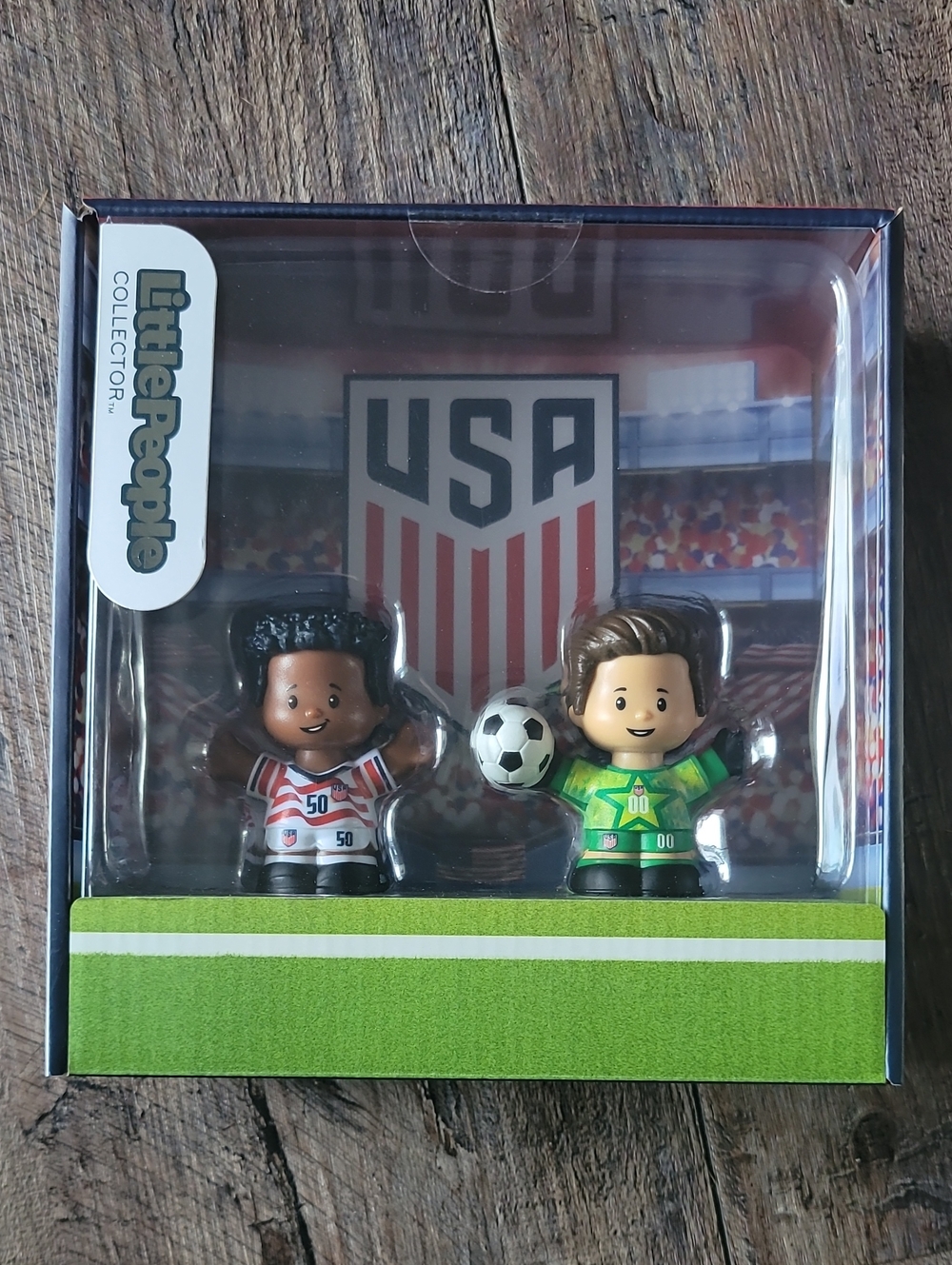 Little People Collector USA Soccer Duo - Red & Green